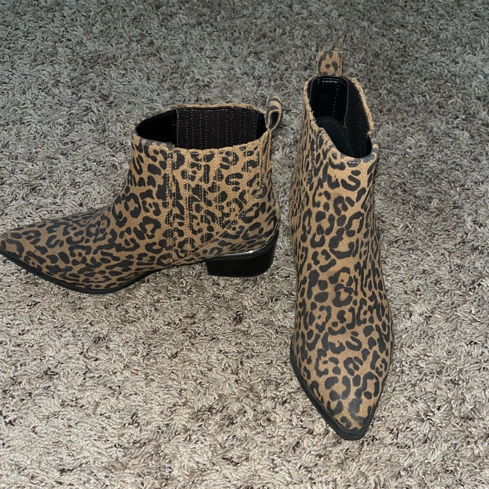 Marc Fisher Cheetah Booties Size 6.5 - image 2